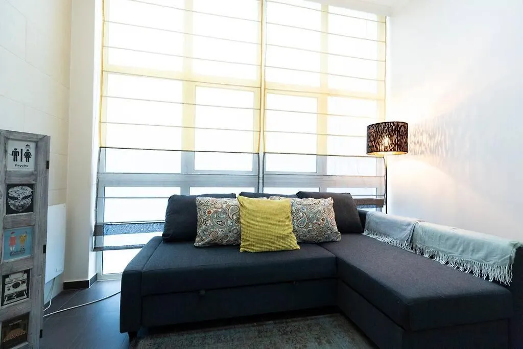 Ola Lisbon - Campo Pequeno Apartment